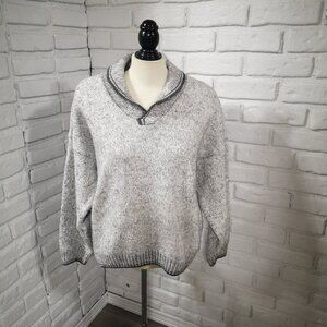 Wind River Outfitting Co. Men's Size Large Grey Made in Canada Sweater